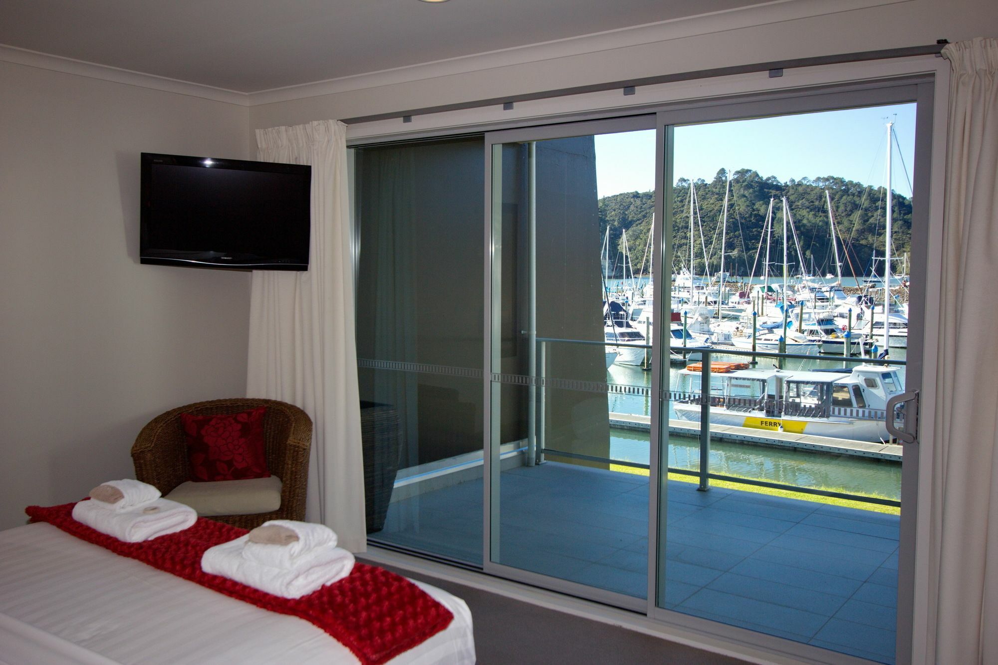 Marina Park Apartments Whitianga Buitenkant foto