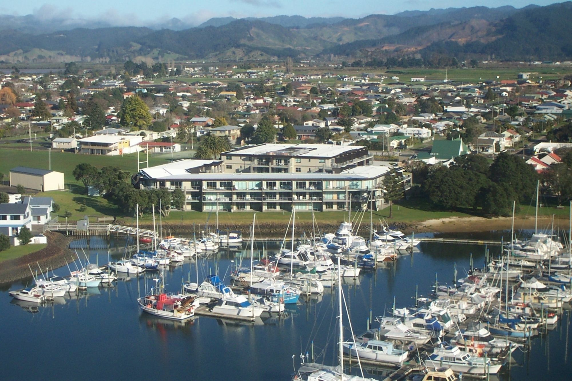 Marina Park Apartments Whitianga Buitenkant foto