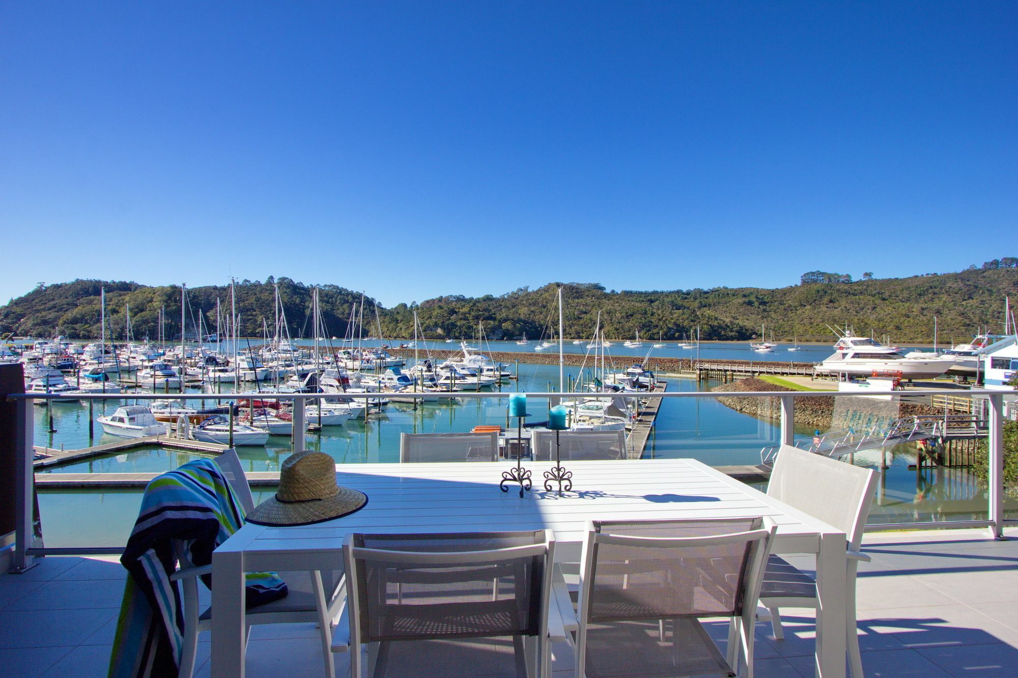 Marina Park Apartments Whitianga Buitenkant foto